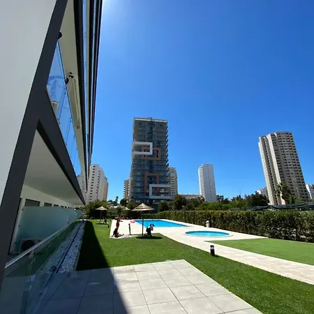 Monte By The Apartamento